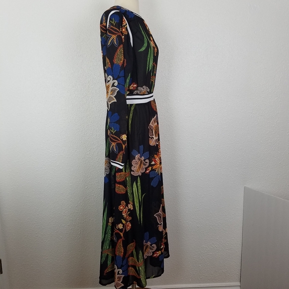 5/$30 KATE C FLORAL PRINT LONG SLEEVE MAXI DRESS - Picture 4 of 8